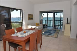 1511 PELICAN POINT DRIVE, SARASOTA, FL 34231 - MLS#MFRA4670776