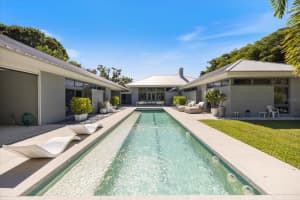 1739 CHEROKEE DRIVE, SARASOTA, FL 34239 - MLS#MFRA4670822