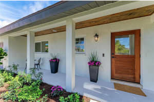 8245 LONGBAY BOULEVARD, SARASOTA, FL 34243 - MLS#MFRA4670835