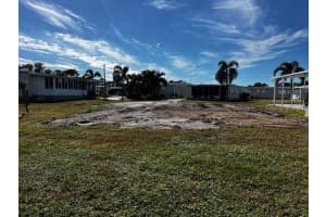 5515 DENMARK DRIVE, BRADENTON, FL 34207 - MLS#MFRA4670852