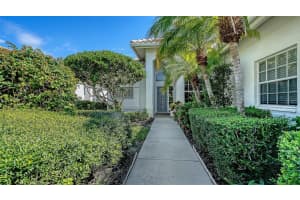 3846 ALAMANDA DRIVE, SARASOTA, FL 34238 - MLS#MFRA4670862