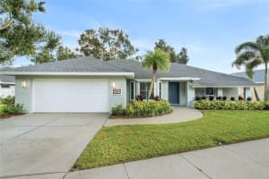 3461 CRYSTAL LAKES COURT, SARASOTA, FL 34235 - MLS#MFRA4670891