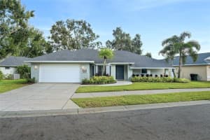 3461 CRYSTAL LAKES COURT, SARASOTA, FL 34235 - MLS#MFRA4670891