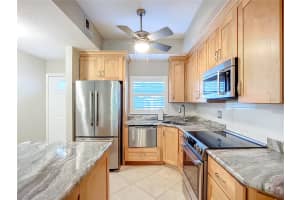 8355 GLENROSE WAY, SARASOTA, FL 34238 - MLS#MFRA4670903