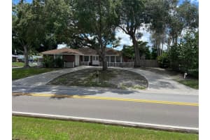 2608 CONSTITUTION BOULEVARD, SARASOTA, FL 34231 - MLS#MFRA4670907
