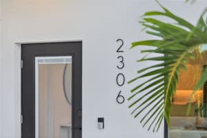 2306 VALENCIA DRIVE, SARASOTA, FL 34239 - MLS#MFRA4670909