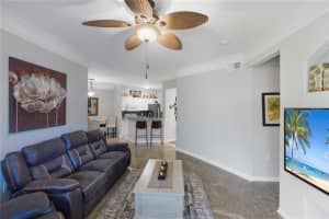 5122 NORTHRIDGE ROAD, SARASOTA, FL 34238 - MLS#MFRA4670927