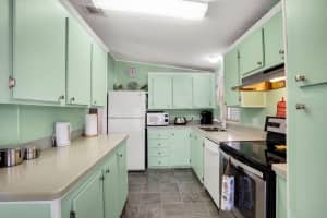 709 RIVERVIEW CIRCLE, NORTH PORT, FL 34287 - MLS#MFRA4670947