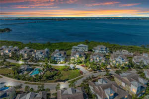 334 CASTAWAY CAY DRIVE, BRADENTON, FL 34209 - MLS#MFRA4670969