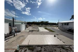 10315 CORTEZ ROAD, BRADENTON, FL 34210 - MLS#MFRA4670979