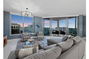 111 PINEAPPLE AVENUE, SARASOTA, FL 34236 - MLS#MFRA4671048