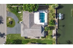 1649 STANFORD LANE, SARASOTA, FL 34231 - MLS#MFRA4671051