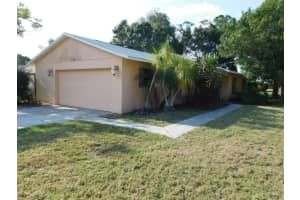 902 PLUM TREE LANE, SARASOTA, FL 34243 - MLS#MFRA4671062