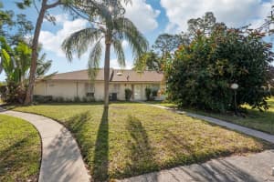 5382 ROYAL PALM AVENUE, SARASOTA, FL 34234 - MLS#MFRA4671079