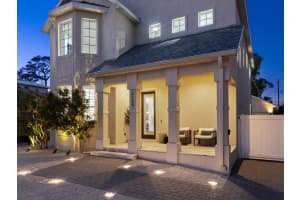 2159 HAWTHORNE STREET, SARASOTA, FL 34239 - MLS#MFRA4671095