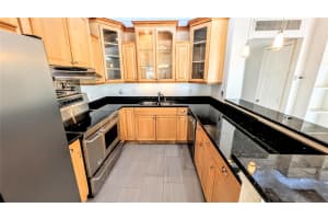 500 JEFFERSON AVENUE, SARASOTA, FL 34237 - MLS#MFRA4671105