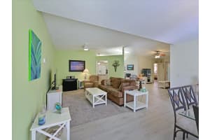 MLS# MFRA4671107, Bradenton, Florida 34203