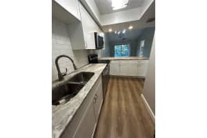 4089 LAKE FOREST DRIVE, SARASOTA, FL 34233 - MLS#MFRA4671126