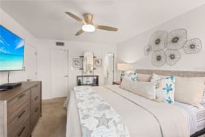 8630 MIDNIGHT PASS ROAD, SARASOTA, FL 34242 - MLS#MFRA4671155