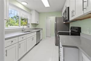 716 FONTANA LANE, BRADENTON, FL 34209 - MLS#MFRA4671203