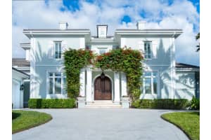 560 HARBOR POINT ROAD, LONGBOAT KEY, FL 34228 - MLS#MFRA4671218