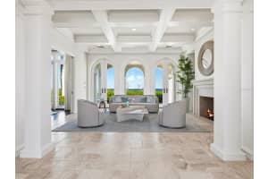 560 HARBOR POINT ROAD, LONGBOAT KEY, FL 34228 - MLS#MFRA4671218