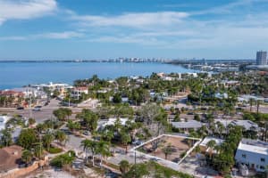 335 WASHINGTON DRIVE, SARASOTA, FL 34236 - MLS#MFRA4671235