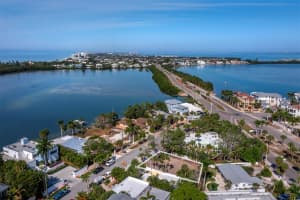 335 WASHINGTON DRIVE, SARASOTA, FL 34236 - MLS#MFRA4671235