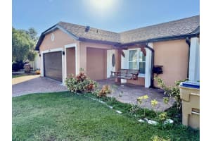 526 ROYAL PALM DRIVE, KISSIMMEE, FL 34743 - MLS#MFRA4671274