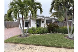 730 FOX STREET, LONGBOAT KEY, FL 34228 Sold 11/10/25