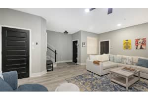 3827 PARKRIDGE CIRCLE, SARASOTA, FL 34243 - MLS#MFRA4671306