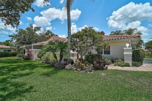 7341 GOLF POINTE CIRCLE, SARASOTA, FL 34243 - MLS#MFRA4671327