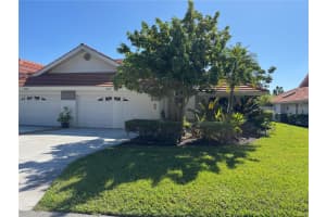 3117 Lake Park Ln #15, SARASOTA 3117 Lake Park Ln #15, SARASOTA
