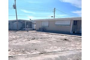 2208 IOWA AVENUE, BRADENTON, FL 34207 - MLS#MFRA4671392