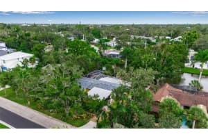 1684 SPRING CREEK DRIVE, SARASOTA, FL 34239 - MLS#MFRA4671407