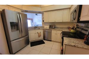 6640 PINEVIEW TERRACE, BRADENTON, FL 34203 - MLS#MFRA4671441