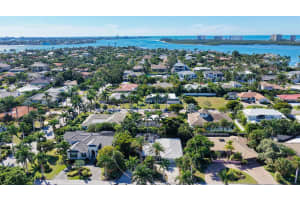 338 BIRD KEY DRIVE, SARASOTA, FL 34236 - MLS#MFRA4671470