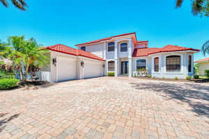 5684 EASTWIND DRIVE, SARASOTA, FL 34233 - MLS#MFRA4671483
