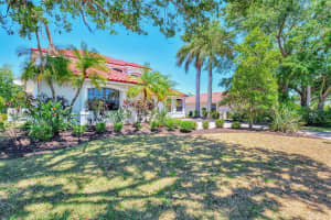 5684 EASTWIND DRIVE, SARASOTA, FL 34233 - MLS#MFRA4671483