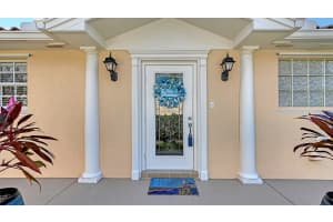 5770 IVREA DRIVE, SARASOTA, FL 34238 - MLS#MFRA4671491