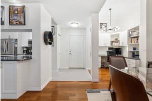 1064 TAMIAMI TRAIL, SARASOTA, FL 34236 - MLS#MFRA4671529