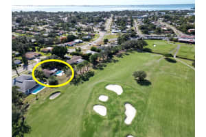 433 WHITFIELD AVENUE, SARASOTA, FL 34243 - MLS#MFRA4671552