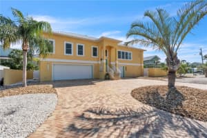 301 73RD STREET, HOLMES BEACH, FL 34217 - MLS#MFRA4671556