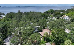 875 Indian Beach Dr, SARASOTA