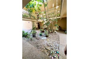 3097 WILLOW GREEN, SARASOTA, FL 34235 - MLS#MFRA4671572