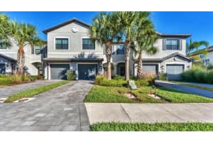 15183 Lyla Ter, BRADENTON