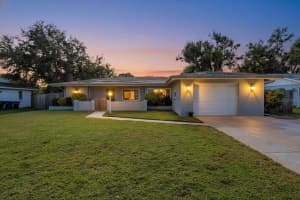 3374 BOUGAINVILLEA STREET, SARASOTA, FL 34239 - MLS#MFRA4671588