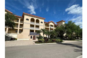 7710 LAKE VISTA COURT, LAKEWOOD RANCH, FL 34202 - MLS#MFRA4671590