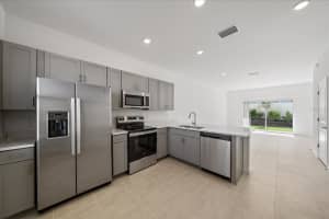 8744 DAYBREAK STREET, SARASOTA, FL 34241 - MLS#MFRA4671601