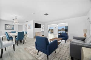 437 HICKORY ROAD, VENICE, FL 34293 - MLS#MFRA4671616